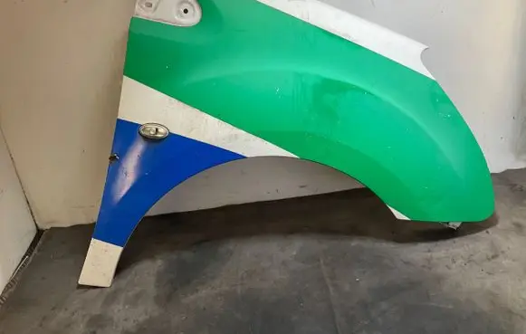 Peugeot Partner Fender