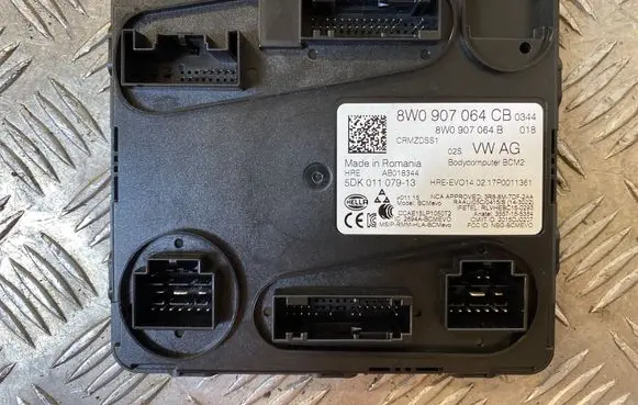 Audi A4 S4 B9 Comfort/convenience module 8W0907064CB 5DK01107913