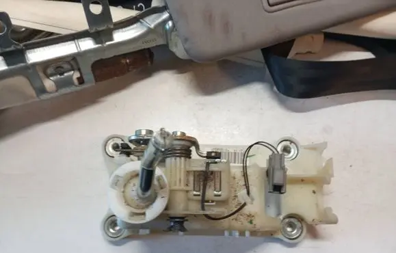 Volvo V60 Gear shifter/selector 31325534
