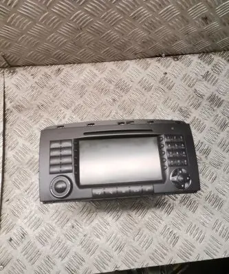 Mercedes-Benz R W251 Radio/CD/DVD/GPS head unit a2518703489