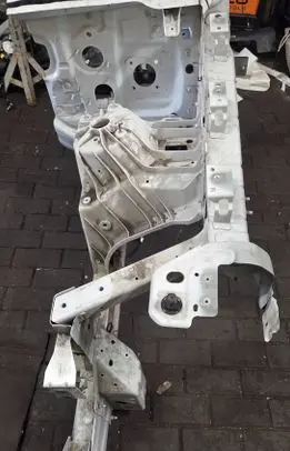 Jeep Grand Cherokee WL Front quarter panel