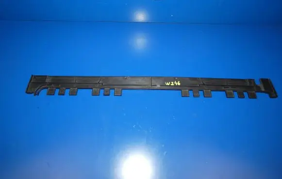 Mercedes-Benz B W246 W242 Intercooler air guide/duct channel A2465051330