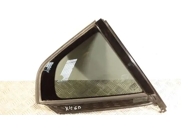 Volvo XC40 Rear side window 32244806
