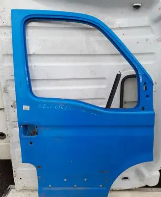 Iveco Daily 3rd gen Front door 99460120