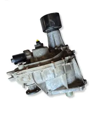 Nissan Navara D23 Gearbox transfer box case 4JM1A D108662