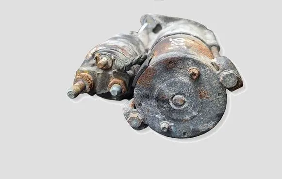 Opel Zafira B Starter motor