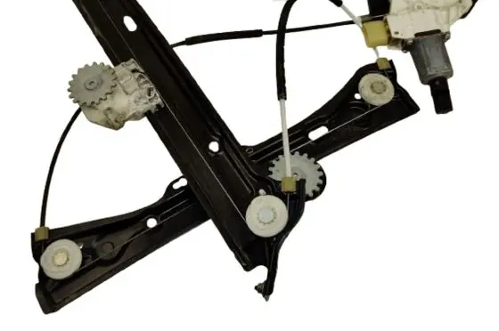 BMW 4 F36 Gran coupe Front door window regulator with motor 7326328
