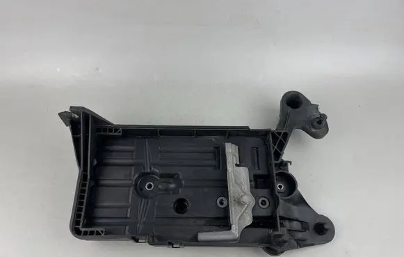 Volkswagen T-Roc Battery tray 5Q0915331K