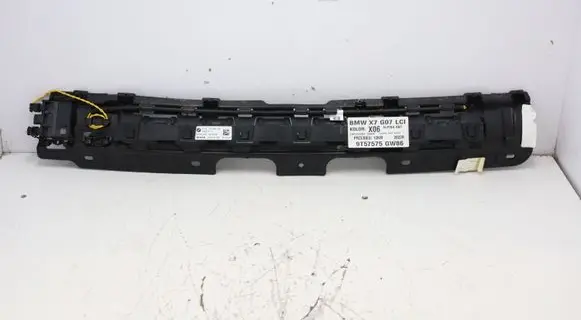 BMW X7 G07 Rear bumper mounting bracket 7391042MWGK4512 7391042 8070391MWGK84120