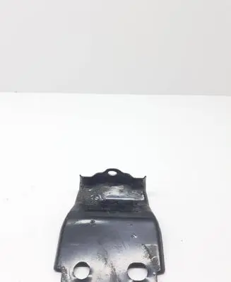 Toyota RAV 4 (XA30) Radiator mount bracket