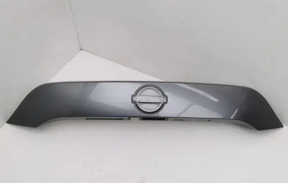 Nissan Juke II F16 Tailgate trim 908106PA0A