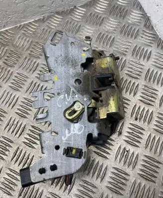 Chrysler Voyager Rear door lock