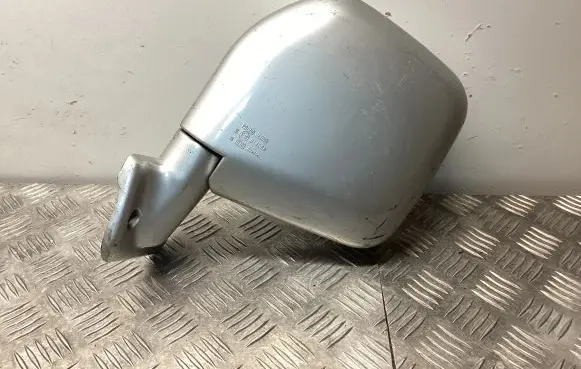 Hyundai Galloper Front door electric wing mirror 014008