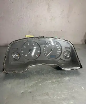 Opel Zafira A Speedometer (instrument cluster) 88311318 24419563