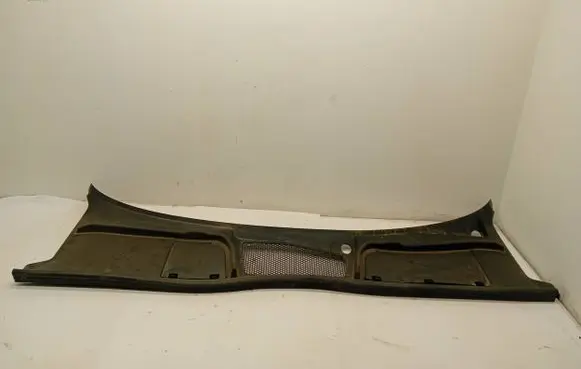Audi A4 S4 B9 Wiper trim 8W1819403