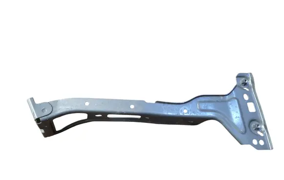 Audi A4 S4 B9 8W Fender mounting bracket 8W0821135C