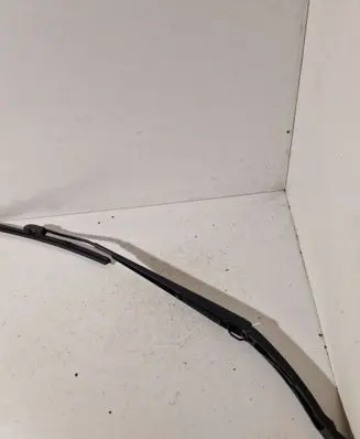 Nissan Qashqai Front wiper blade arm K8529