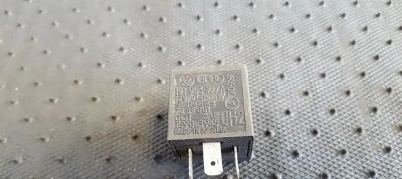 Volkswagen Golf IV Other relay 191953227A 72BV001