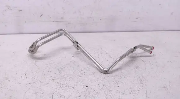 Volkswagen Golf VII Engine coolant pipe/hose 04E122157BR 4E122157D