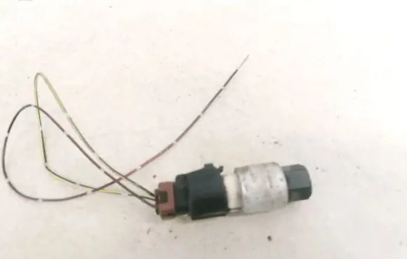 Air conditioning (A/C) pressure sensor