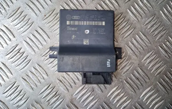 Audi A6 S6 C6 4F Gateway control module 4F0907468D 4F0910468A