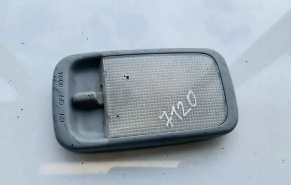 Toyota Avensis Verso Rear seat light