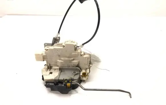 Seat Exeo (3R) Front door lock 8E1837015