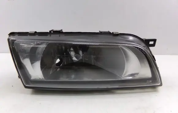 Nissan Almera Headlight/headlamp 215-1178R