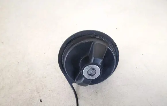 Jeep Grand Cherokee (WK) Fuel tank filler cap 