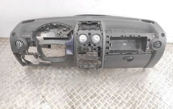 Citroen Berlingo Dashboard C1621921501 9644457580 200509092313