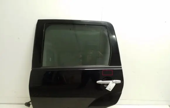 Mitsubishi Outlander Rear door