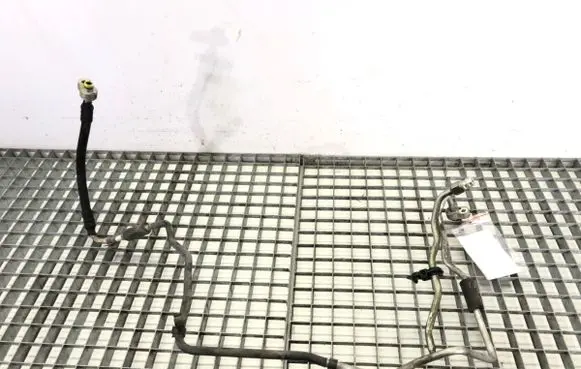 Porsche Cayenne (9PA) Air conditioning (A/C) pipe/hose 7L0820750D