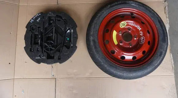 Hyundai Veloster R15 spare wheel 4TX1530 529102H910 MD0T103111
