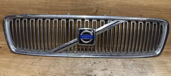 Volvo V70 Front grill 8659875