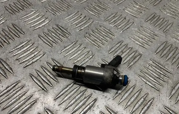 Audi A4 S4 B8 8K Fuel injector 06H906036G