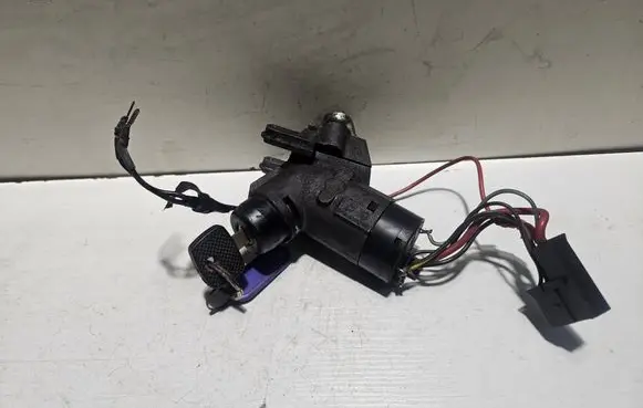 Mercedes-Benz Vito Viano W638 Ignition lock T901