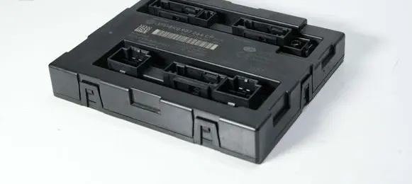 Audi A4 S4 B8 8K Comfort/convenience module 8K0907064CP