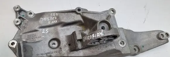 Ford Mondeo MK V Generator/alternator bracket DS7Q8D611AH