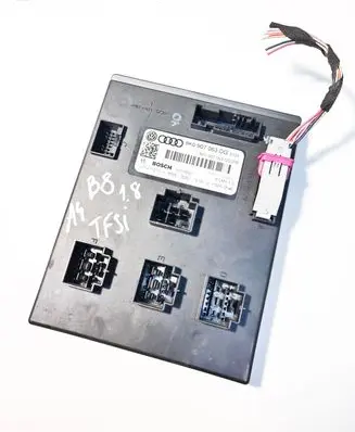 Audi A4 S4 B8 8K Comfort/convenience module 8K0907063DG