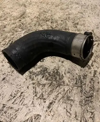 Volvo XC40 Intercooler hose/pipe