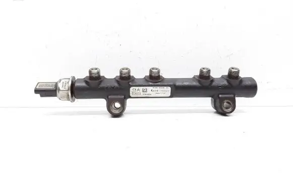 Volvo V60 Fuel main line pipe 9685297580