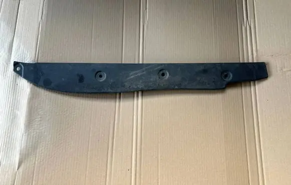 Porsche Cayenne (92A) Fender end trim 7P5854777A