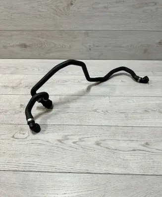 BMW 5 F10 F11 Engine coolant pipe/hose 8512418 17128512418