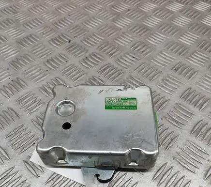 Nissan Patrol Y60 Engine control unit/module 4079013240
