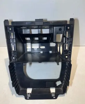 Volvo XC90 Radio/GPS head unit trim 30722808