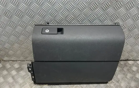 Volkswagen Touran II Glove box 1T1857097J