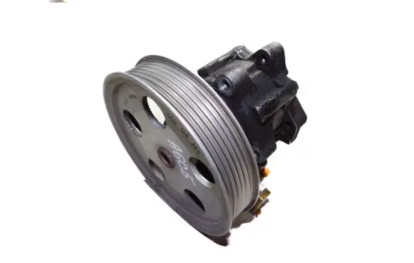 Audi A6 S6 C5 4B Power steering pump 06B145255