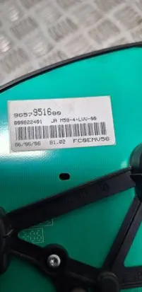 Peugeot Partner Speedometer (instrument cluster) 9657951680 000822401 FCCEMU56