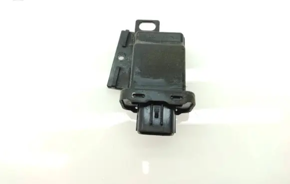 Toyota RAV 4 (XA30) Door control unit/module 8999130040 48411010610 6F28