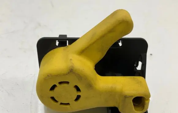 Ford Focus Engine bonnet (hood) release handle BM5116A770